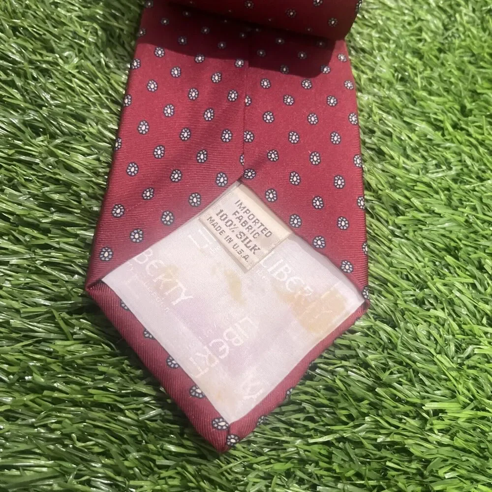 Liberty London Men's Vintage Silk Tie Red Blue Flower Made in USA 3 X 58